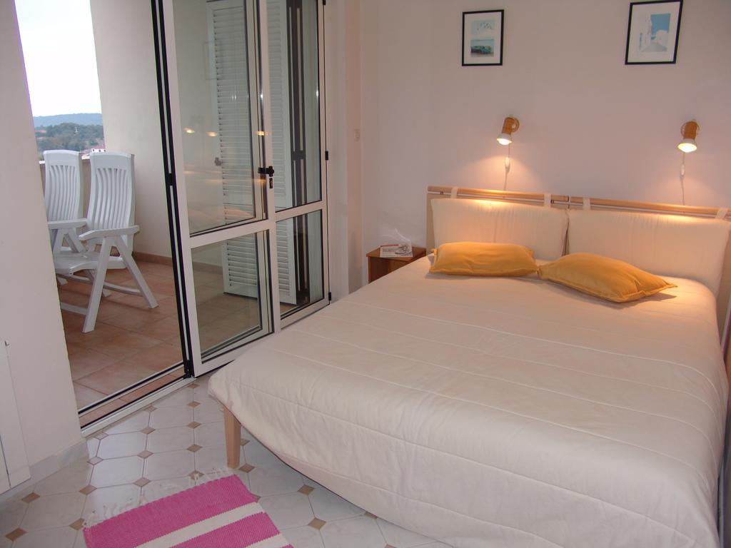 Apartments Bellavista Rovinjsko Selo Eksteriør bilde